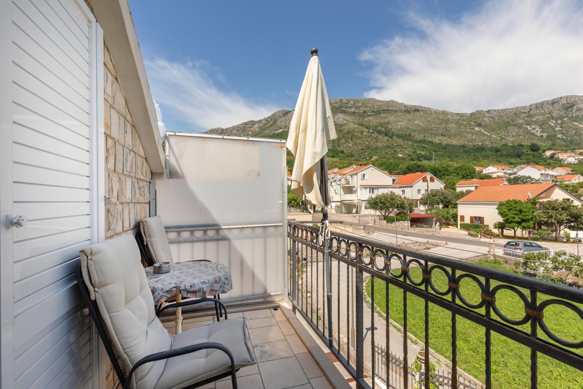 Apartmani Galic 2 Mlini Bagian luar foto