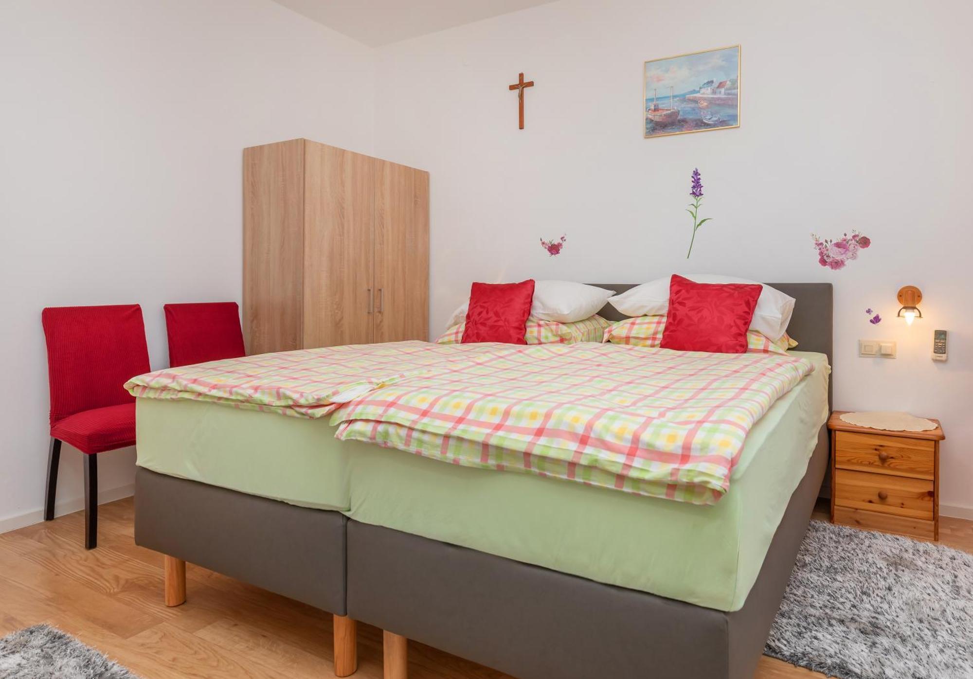 Apartmani Galic 2 Mlini Bagian luar foto