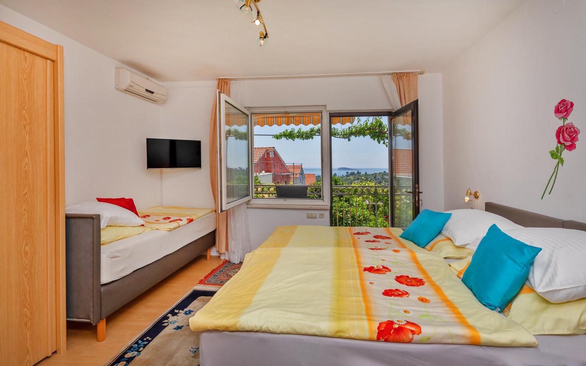 Apartmani Galic 2 Mlini Bagian luar foto